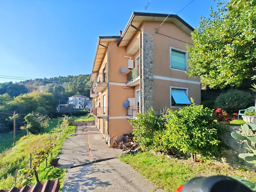 Immagine 9 di Porzione di casa in vendita  in SP23 683 a Castelnuovo Magra