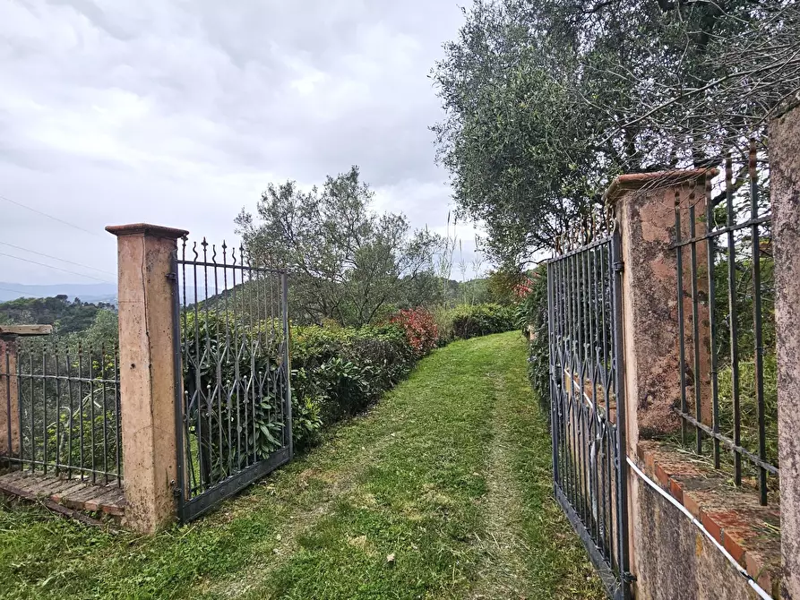 Immagine 59 di Villa in vendita  in Via Prulla 15 a Sarzana