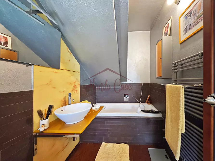 Immagine 43 di Villa in vendita  in Via Canalburo 66 A a Sarzana
