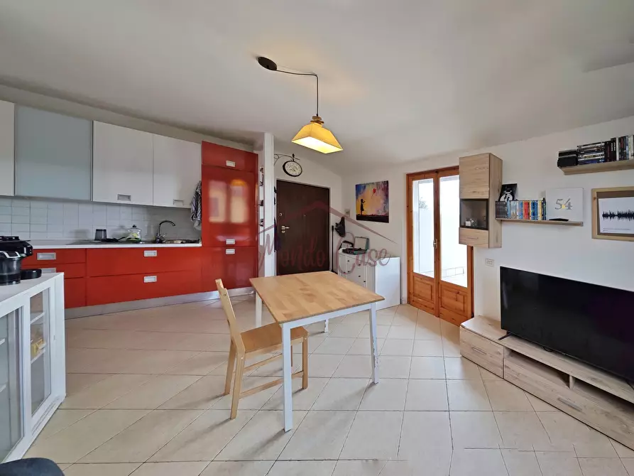 Immagine 5 di Trilocale in vendita  in Via Nave 83 a Sarzana