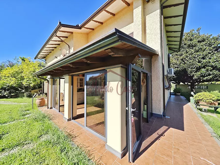 Immagine 81 di Villa in vendita  in Via Forano 9 a Ameglia