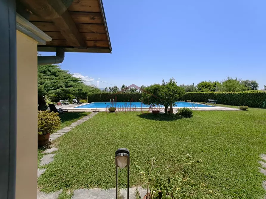 Immagine 87 di Villa in vendita  in Via Forano 9 a Ameglia