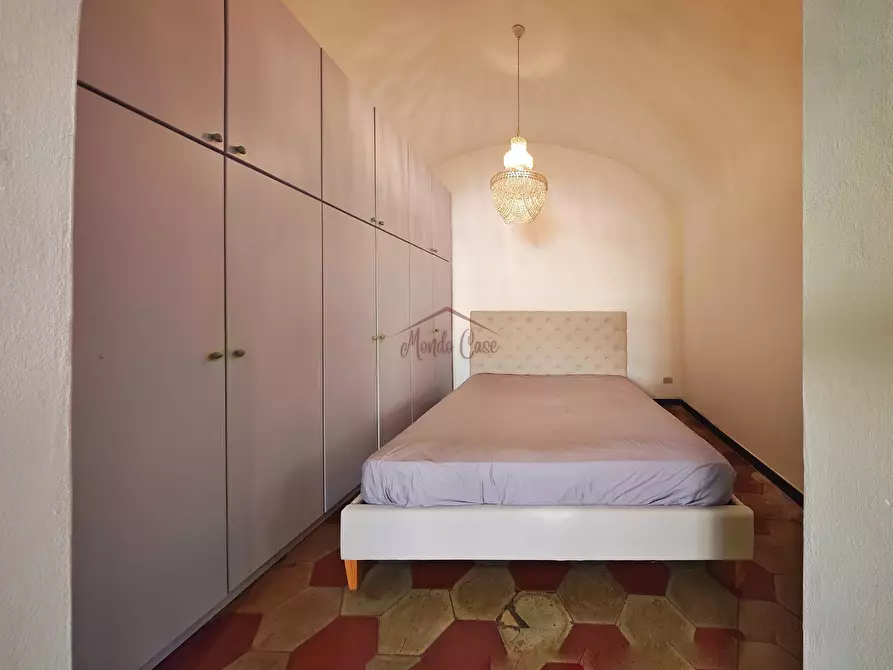 Immagine 26 di Trilocale in vendita  a Sarzana