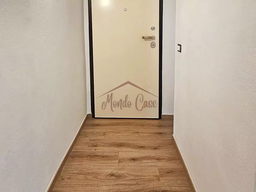 Immagine 17 di Trilocale in vendita  in Piazza Giacomo Matteotti 29 a Sarzana