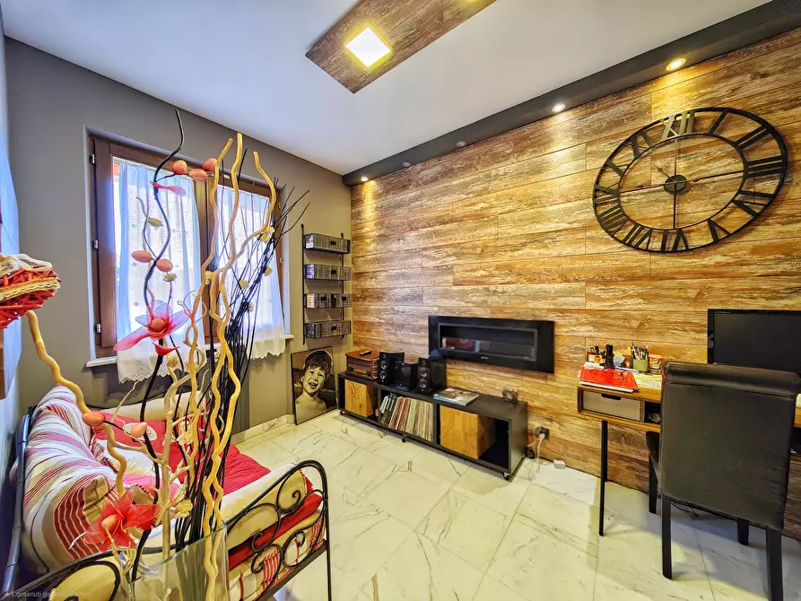 Immagine 4 di Villetta a schiera in vendita  in Via Fonda 11 a Fosdinovo