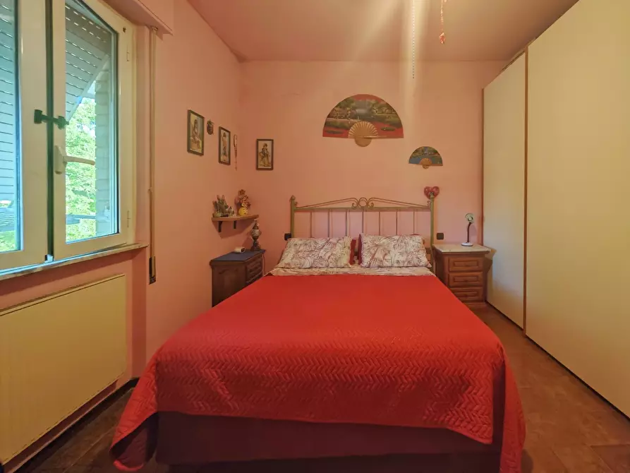 Immagine 38 di Quadrilocale in vendita  in Via Antonio Gramsci 31 a Ortonovo