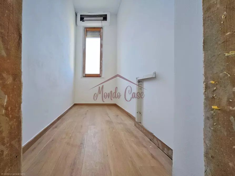 Immagine 11 di Porzione di casa in vendita  in Via dei Molini 148 a Sarzana