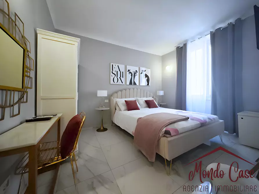 Immagine 11 di Trilocale in vendita  in Piazza Saint Bon 5 a La Spezia