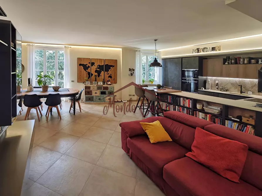 Immagine 3 di Attico in vendita  in Via Bertoloni 2 a Sarzana