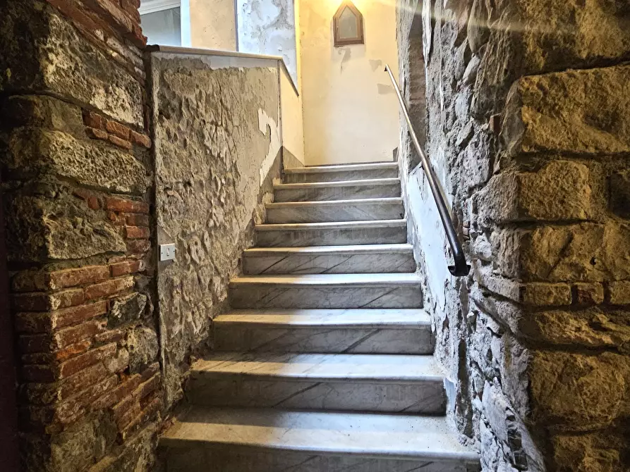 Immagine 3 di Quadrilocale in vendita  in Via Mazzini a Sarzana