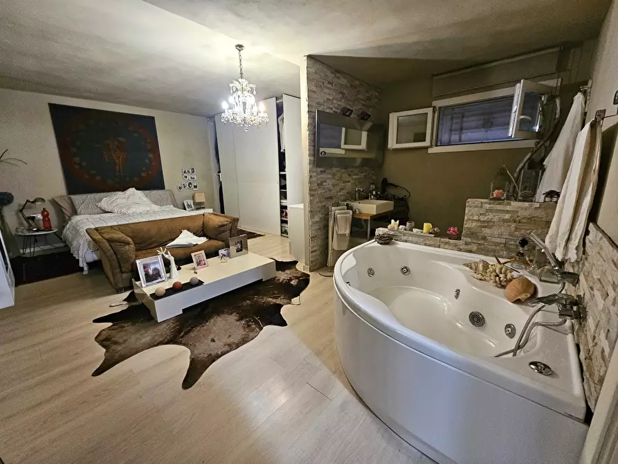 Immagine 53 di Villa in vendita  in Via Prulla 15 a Sarzana