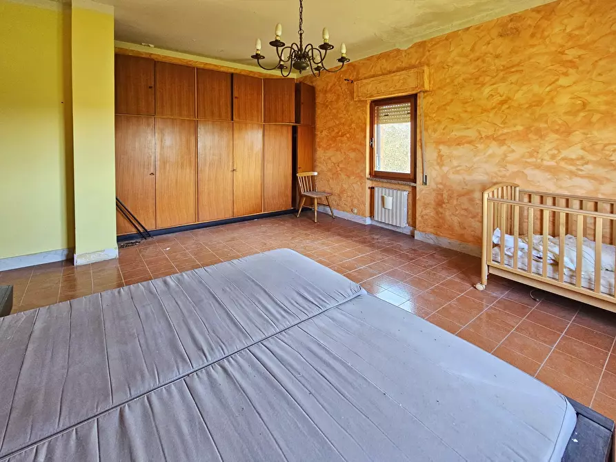 Immagine 35 di Villa in vendita  in Via Dogana 10 a Ortonovo