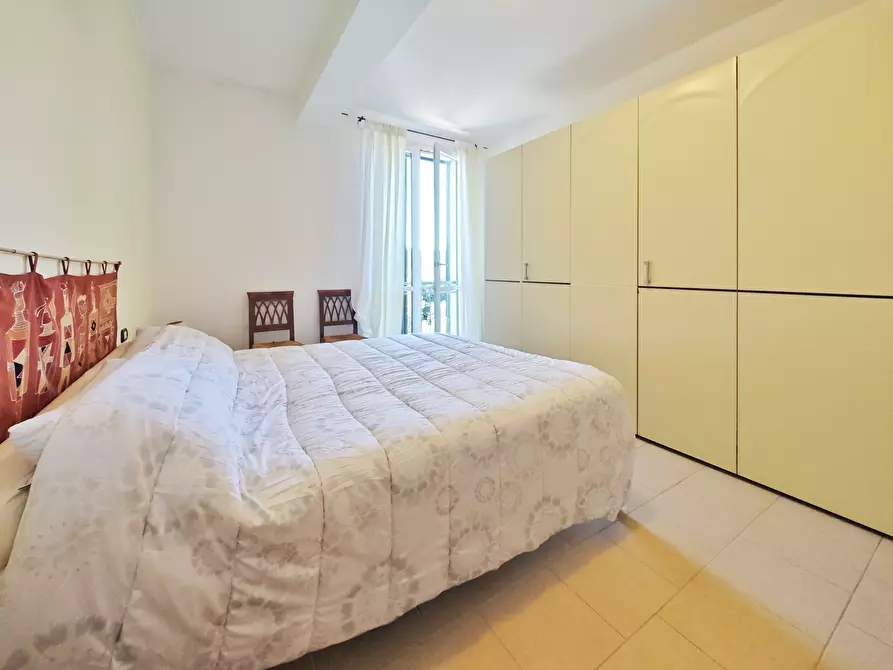 Immagine 11 di Trilocale in vendita  in Via Guerrieri 1 a Licciana Nardi