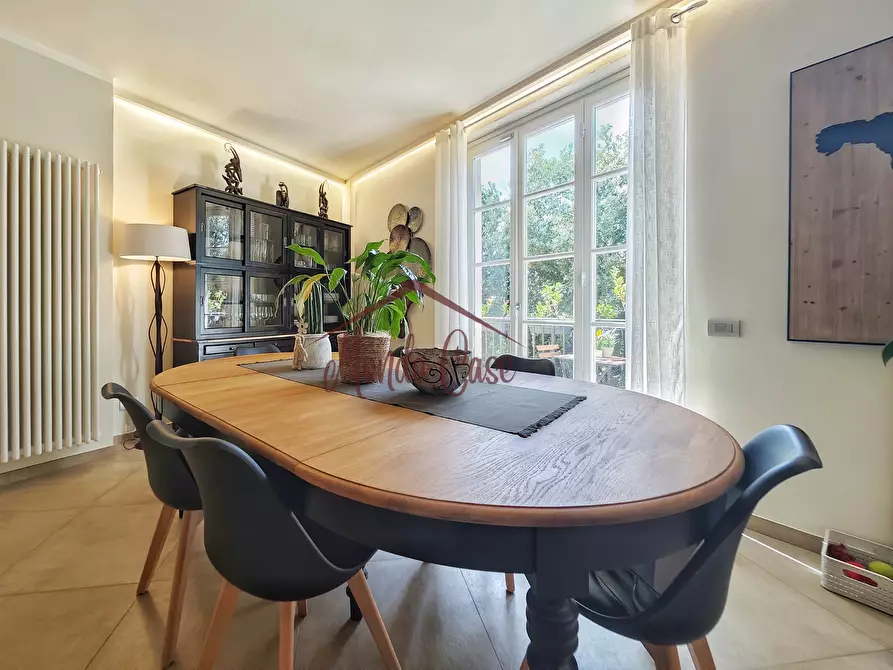 Immagine 13 di Attico in vendita  in Via Bertoloni 2 a Sarzana