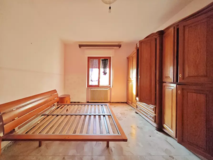 Immagine 46 di Porzione di casa in vendita  in SP23 683 a Castelnuovo Magra