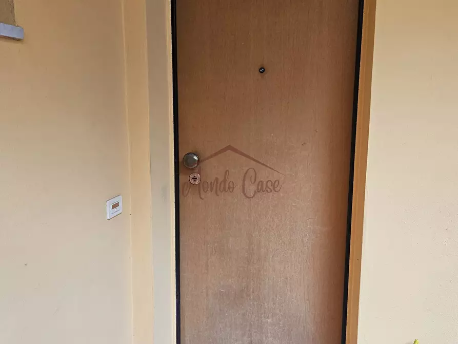 Immagine 16 di Bilocale in vendita  in Via Antonio Gramsci 27 a Ortonovo