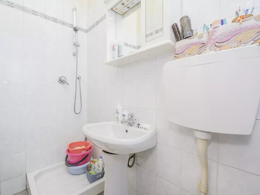 Immagine 21 di Trilocale in vendita  in Via Viterbo 123 a Torino