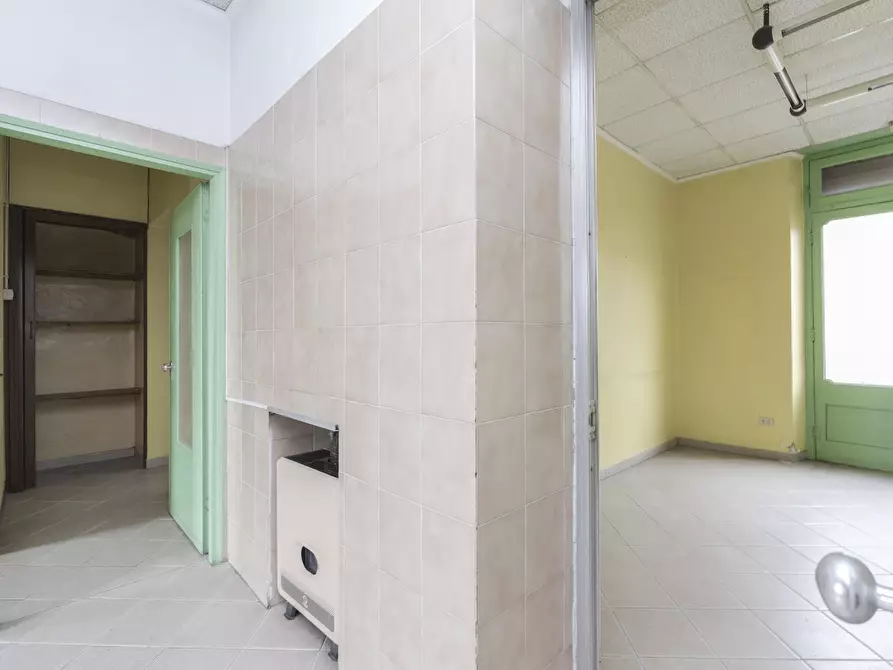 Immagine 19 di Ufficio in vendita  in Strada di Settimo 81 a Torino