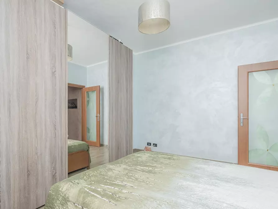 Immagine 21 di Trilocale in vendita  in Largo Borgaro 42 a Torino