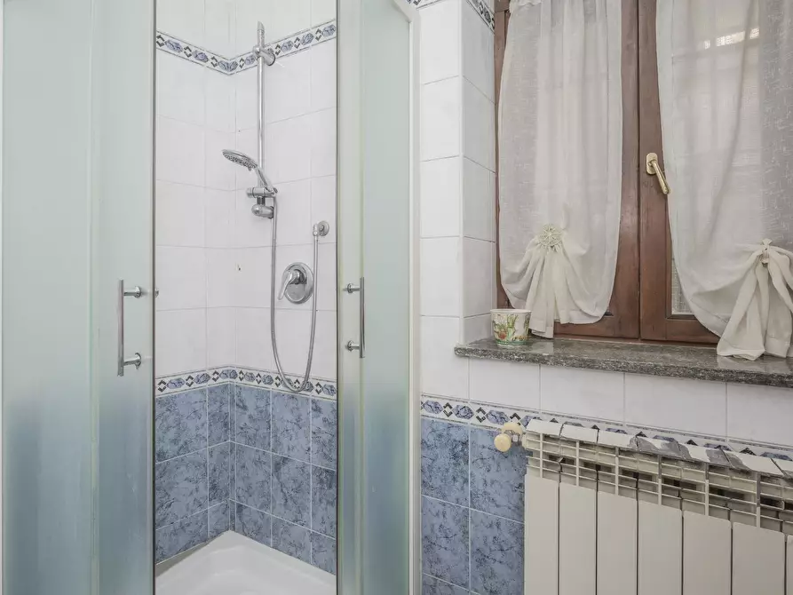 Immagine 25 di Loft/Open space in vendita  in via cuneo 44 a Torino