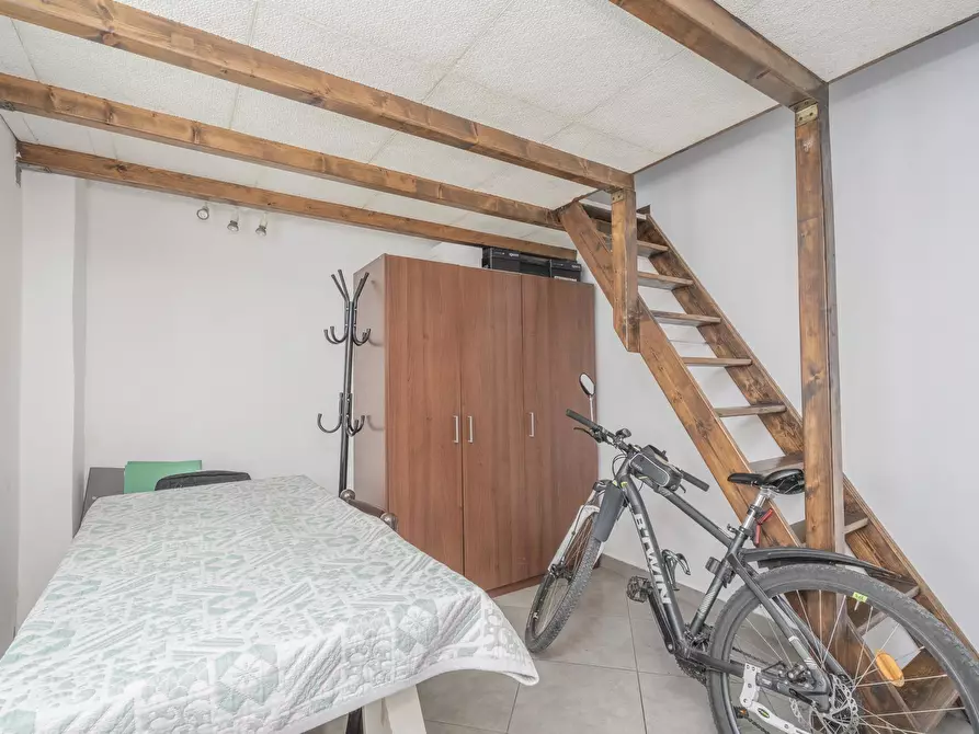 Immagine 12 di Bilocale in vendita  in Corso Casale 114 a Torino