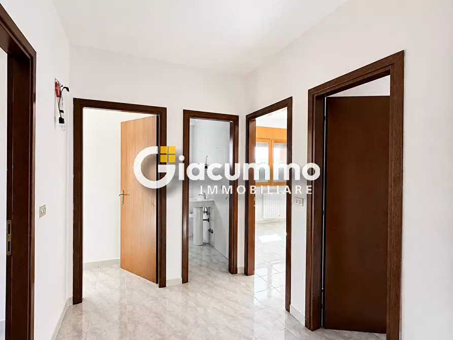 Immagine 13 di Pentalocale in affitto  in Via delle Medaglie Olimpiche a Potenza