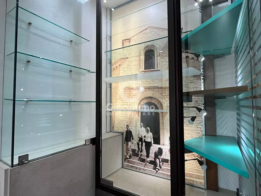 Immagine 12 di Locale commerciale in affitto  in Via Pretoria 80 a Potenza