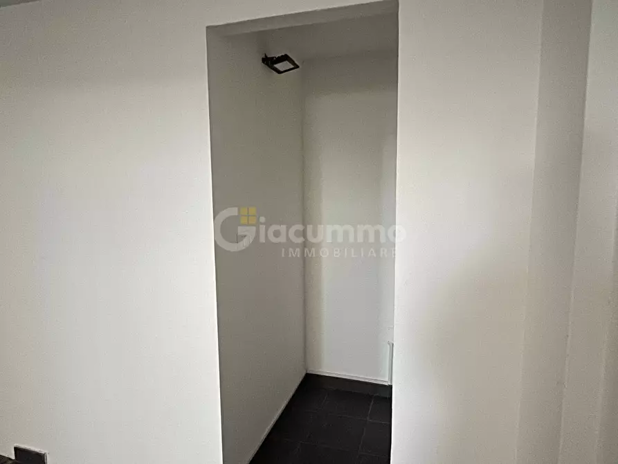 Immagine 12 di Locale commerciale in affitto  in Via Orazio Petruccelli 20 a Potenza