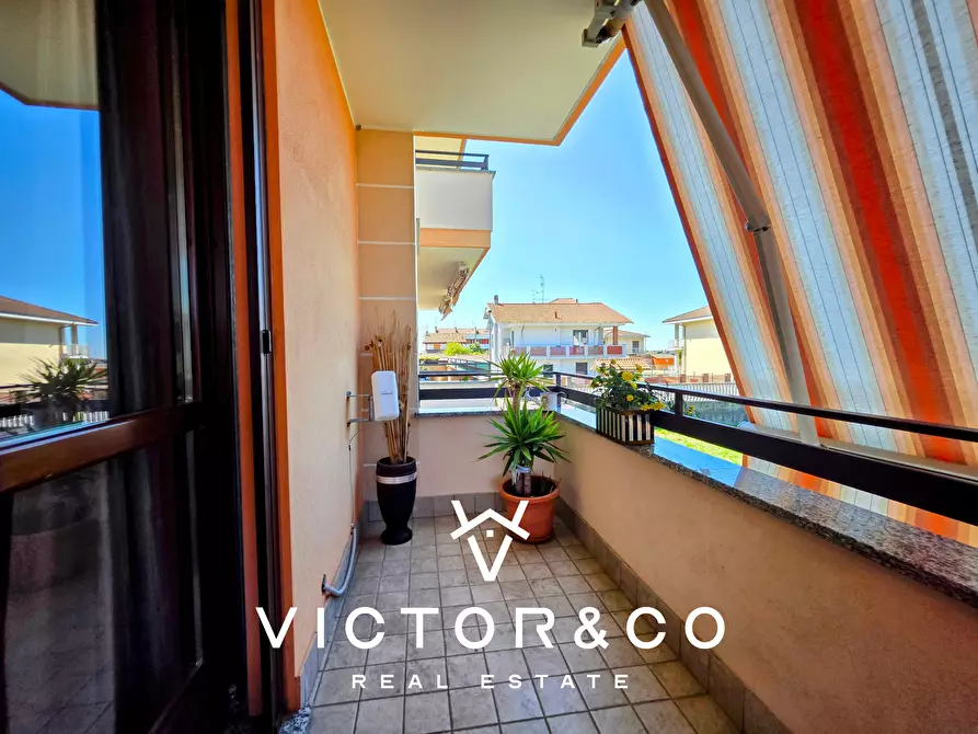 Immagine 28 di Quadrilocale in vendita  in Via Leopardi snc a Romentino