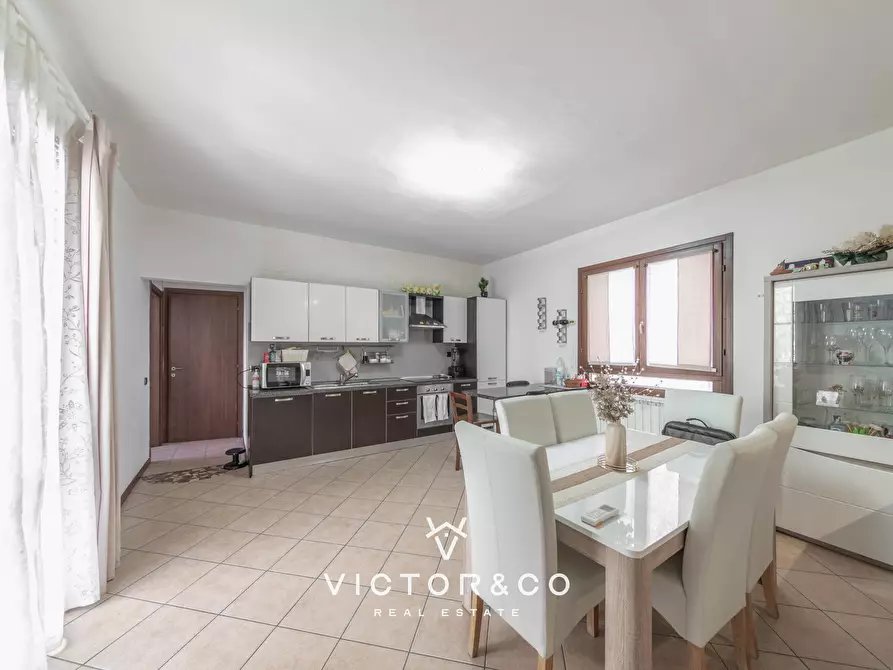 Immagine 22 di Casa bifamiliare in vendita  in Via Marconi snc a Briona