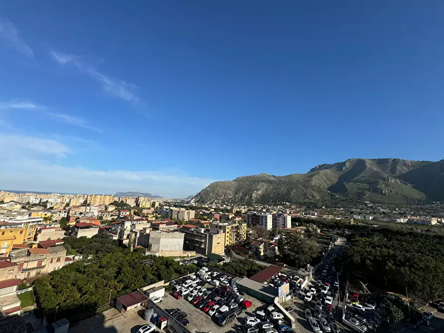 Immagine 10 di Quadrilocale in vendita  in Via dell'Orsa Minore a Palermo