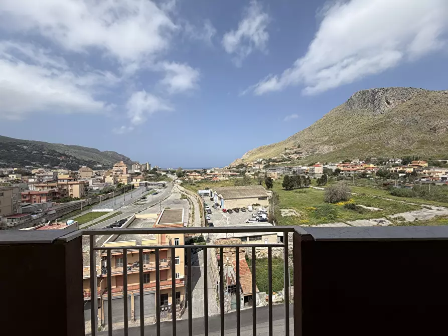 Immagine 2 di Quadrilocale in vendita  in Via Giovanni Guareschi a Palermo