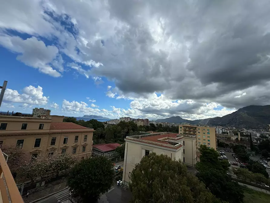 Immagine 9 di Attico in vendita  in Via Antonio Ugo a Palermo