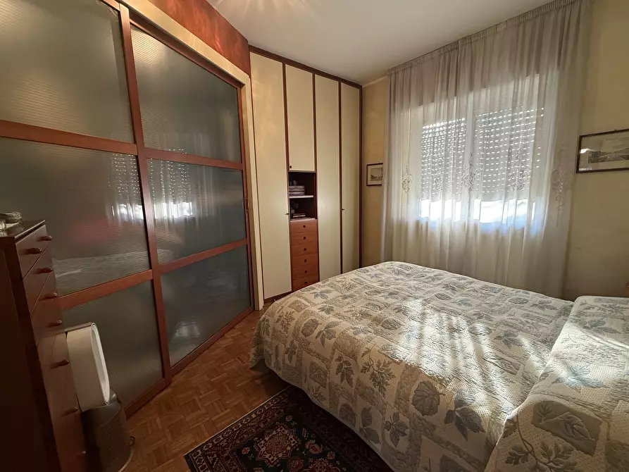 Immagine 63 di Pentalocale in vendita  in Via Roberto Moroni 7A a Sesto San Giovanni
