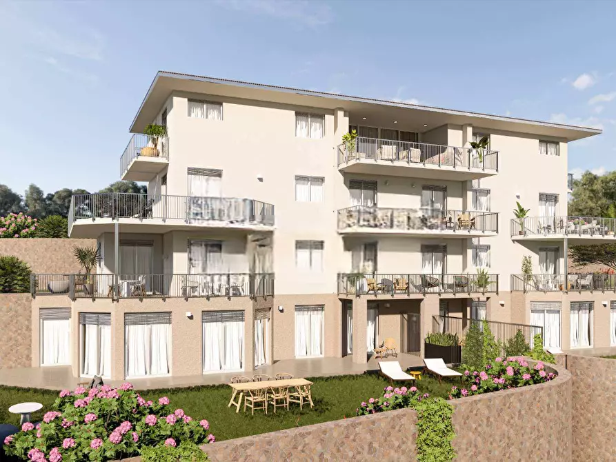 Immagine 16 di Trilocale in vendita  in Via Carlo 433 a San Remo