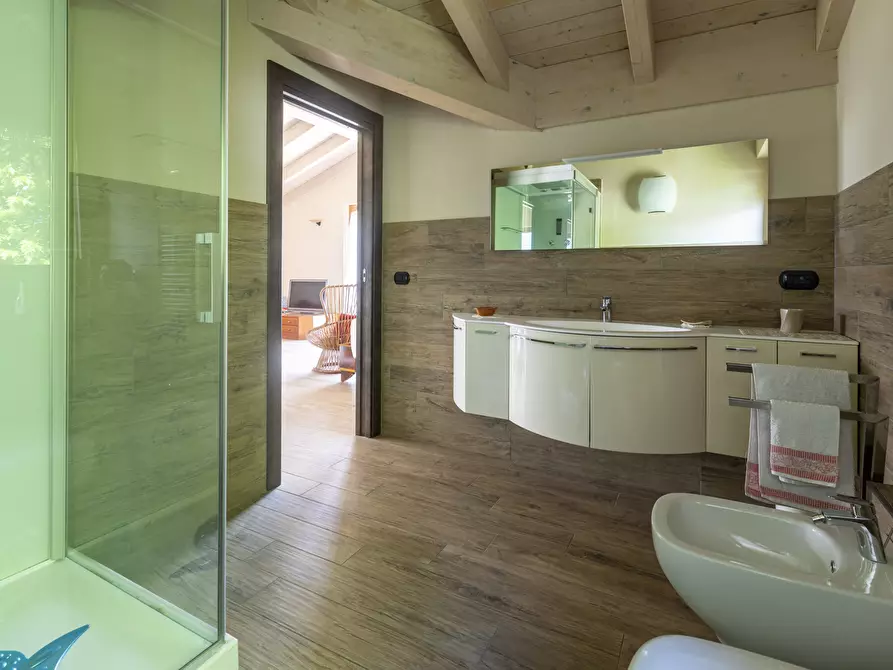 Immagine 58 di Villa in vendita  in Via Colombèe 11 a Colico