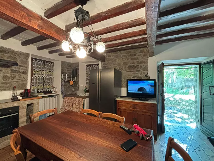 Immagine 13 di Porzione di casa in vendita  a Varano De' Melegari