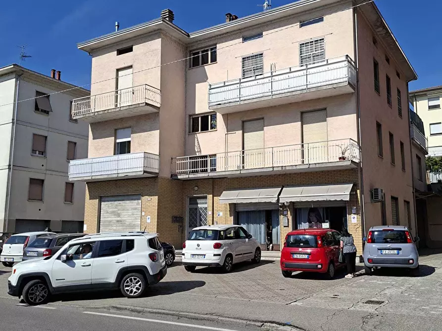 Immagine 7 di Trilocale in vendita  a Medesano