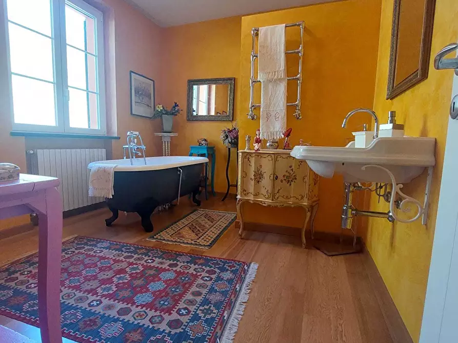 Immagine 27 di Villa in vendita  a Fornovo Di Taro