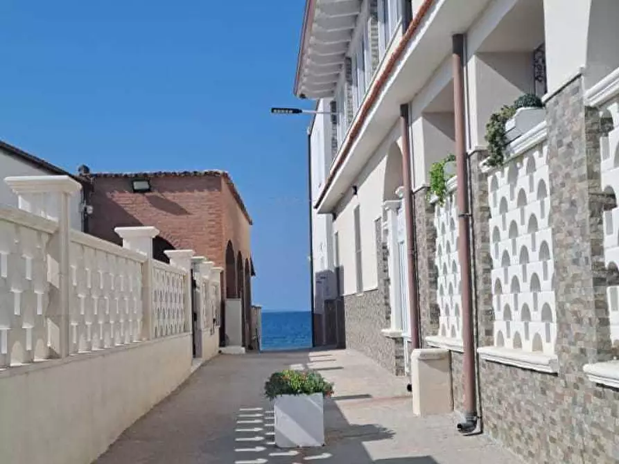 Immagine 1 di Porzione di casa in affitto  a Foggia