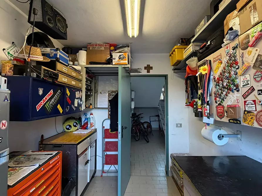 Immagine 24 di Quadrilocale in vendita  a Varano De' Melegari