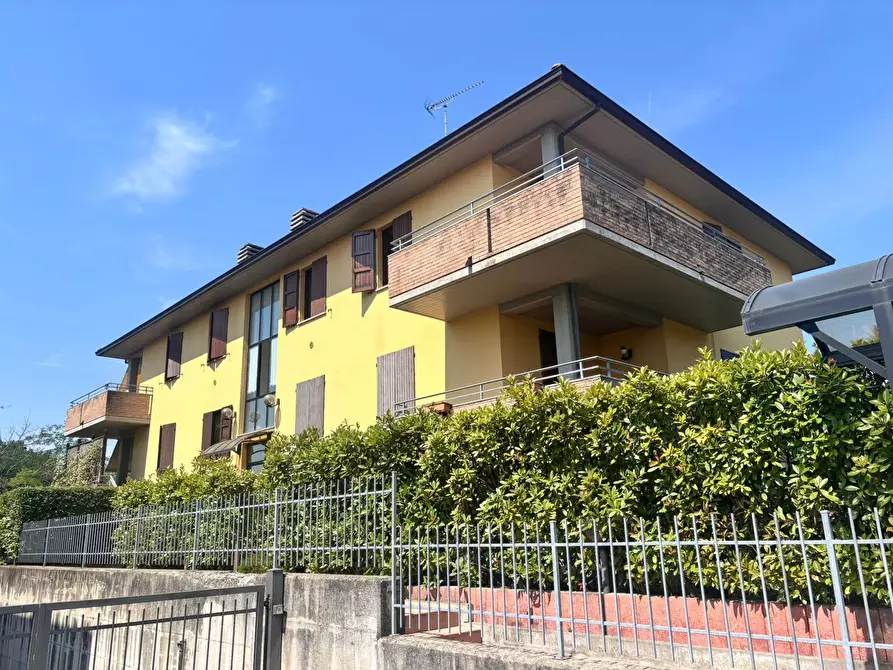 Immagine 1 di Quadrilocale in vendita  in Via Luigi Umberto Giordana 25 a Medesano