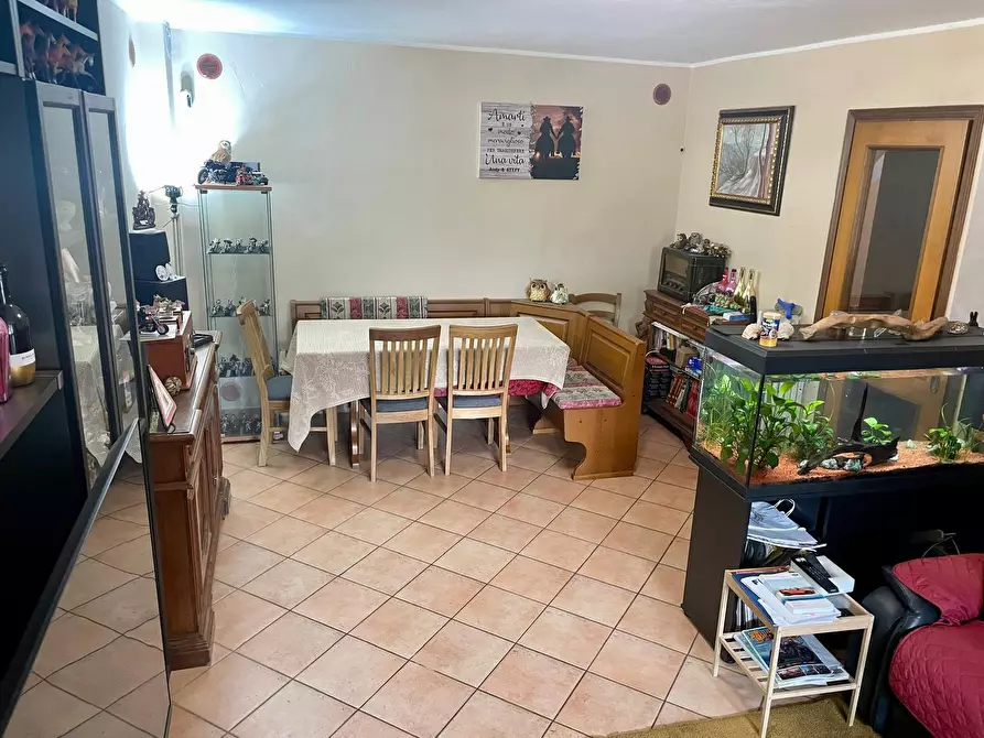 Immagine 12 di Terratetto in vendita  a Collecchio