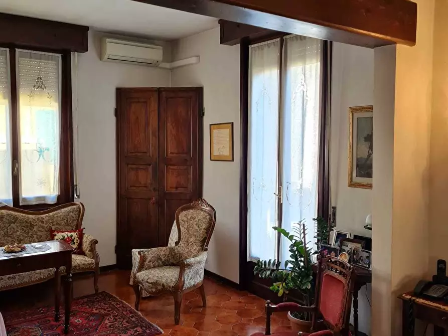 Immagine 8 di Quadrilocale in vendita  a Fornovo Di Taro