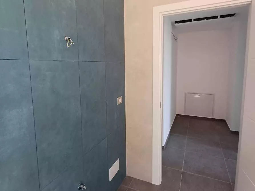 Immagine 18 di Bilocale in vendita  a Medesano