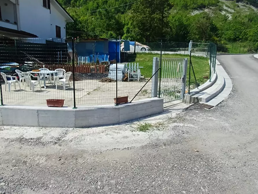 Immagine 2 di Porzione di casa in vendita  a Fornovo Di Taro