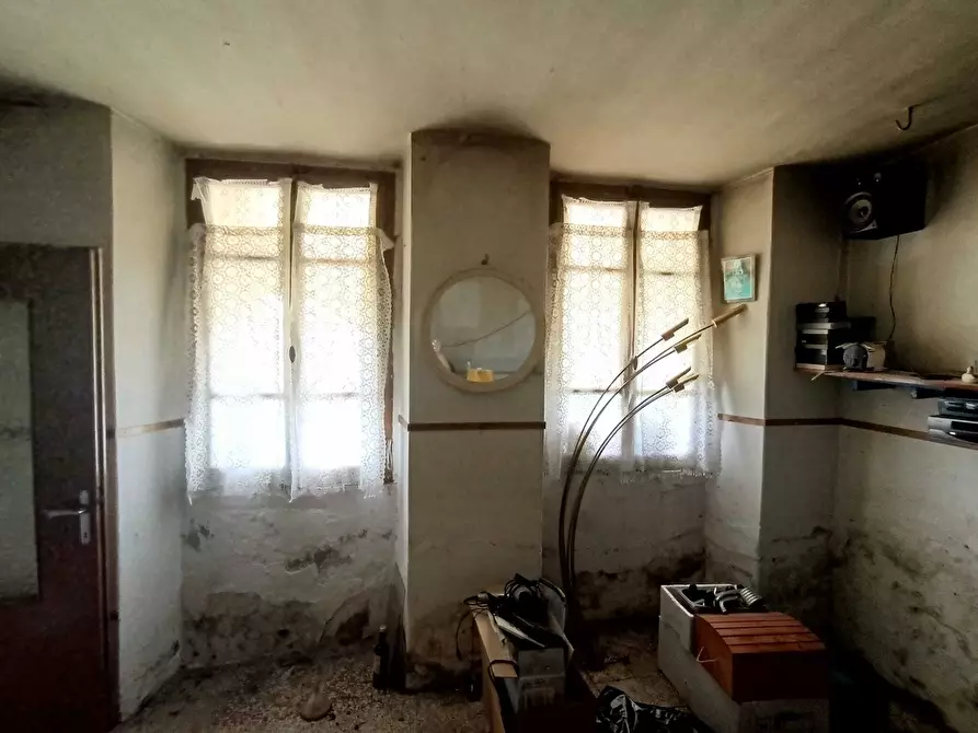 Immagine 15 di Casa indipendente in vendita  a Bore