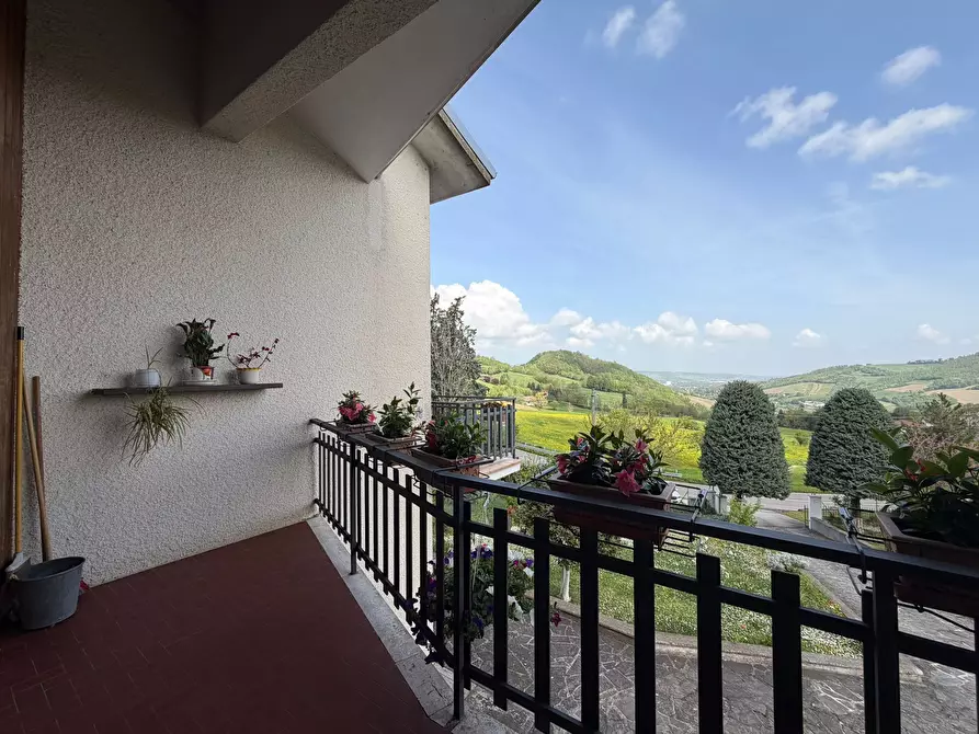 Immagine 48 di Casa bifamiliare in vendita  a Fornovo Di Taro