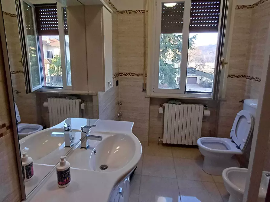 Immagine 27 di Trilocale in vendita  a Solignano