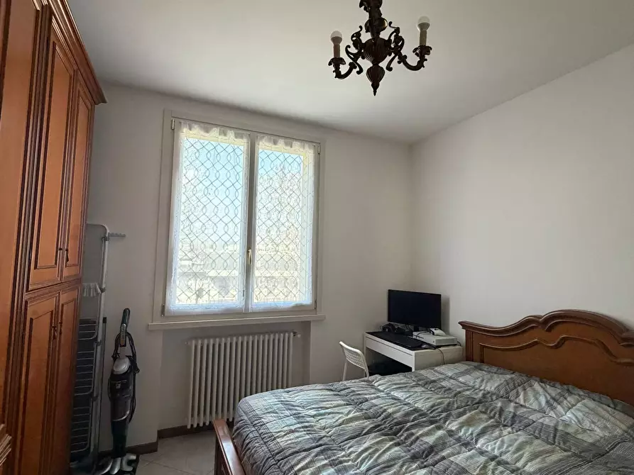 Immagine 15 di Stanza singola in affitto  a Fornovo Di Taro
